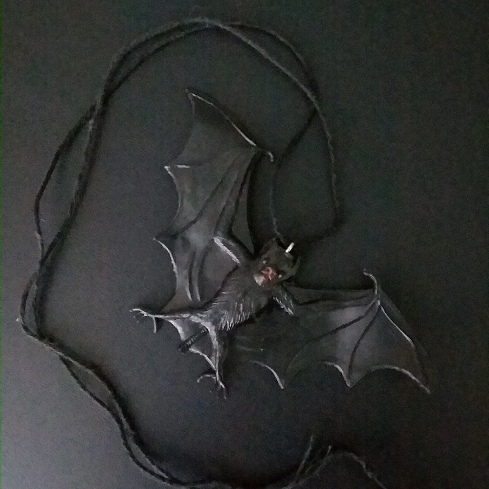 Goth bat necklace with slipknot